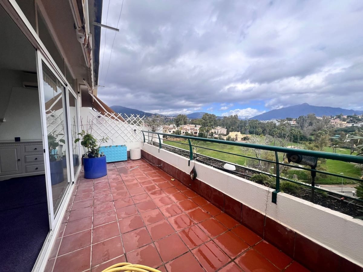 3 soverom Penthouse til salgs i Guadalmina med svømmebasseng garasje - € 480 000 (Ref: 8871640)