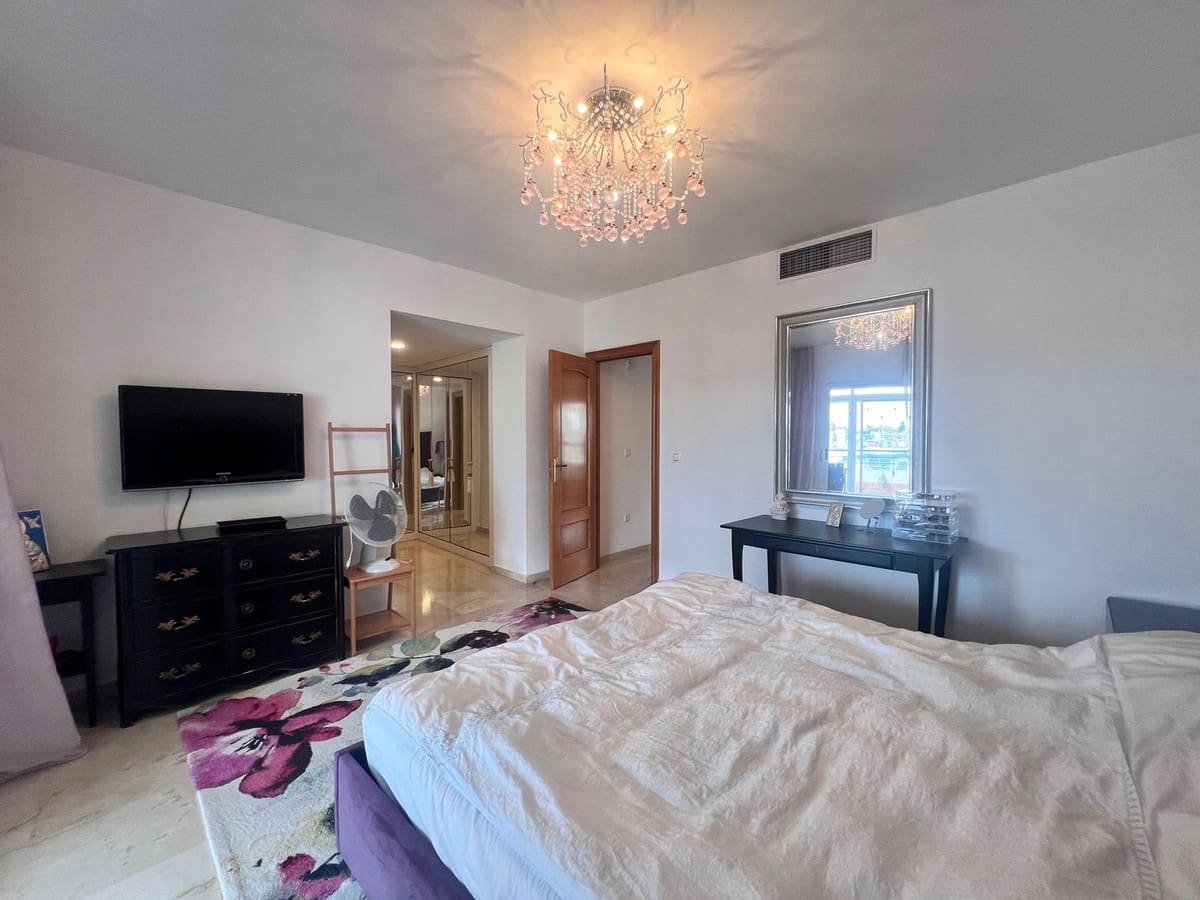 3 soverom Penthouse til salgs i Guadalmina med svømmebasseng garasje - € 480 000 (Ref: 8871640)