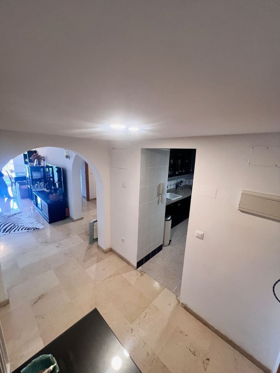 3 soverom Penthouse til salgs i Guadalmina med svømmebasseng garasje - € 480 000 (Ref: 8871640)