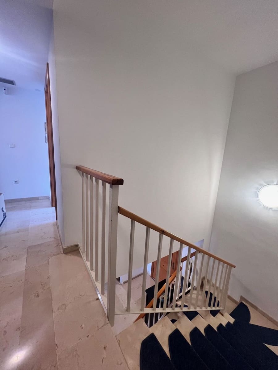 3 soverom Penthouse til salgs i Guadalmina med svømmebasseng garasje - € 480 000 (Ref: 8871640)