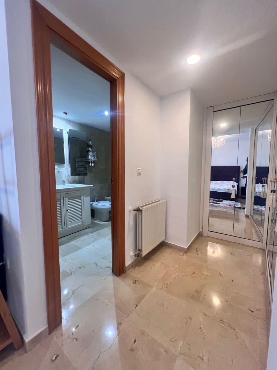 3 soverom Penthouse til salgs i Guadalmina med svømmebasseng garasje - € 480 000 (Ref: 8871640)