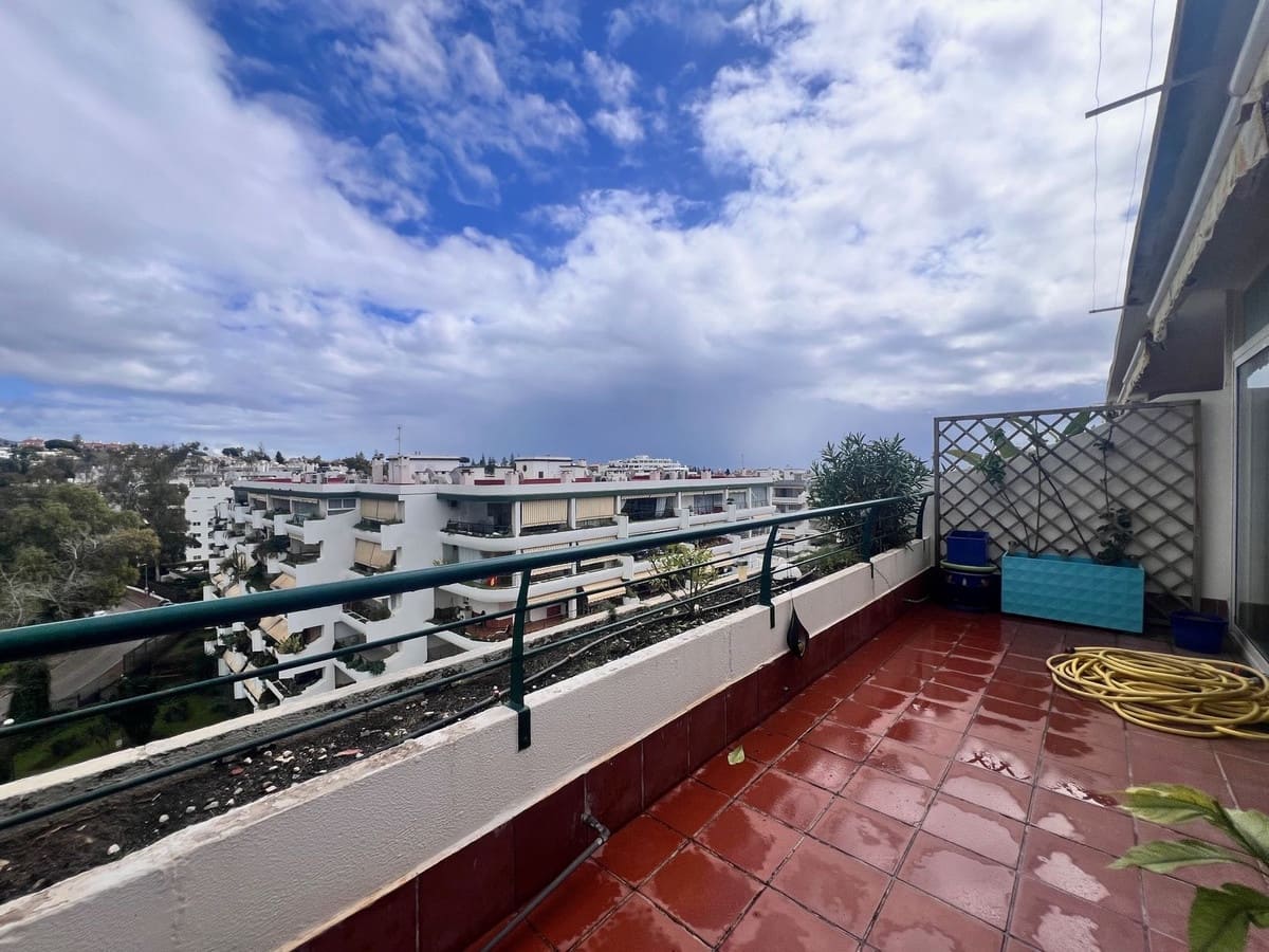 3 soverom Penthouse til salgs i Guadalmina med svømmebasseng garasje - € 480 000 (Ref: 8871640)