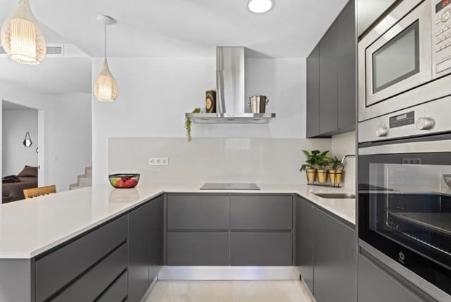 3 camera da letto Villa in vendita in San Miguel de Salinas con piscina - 355.000 € (Rif: 8871657)