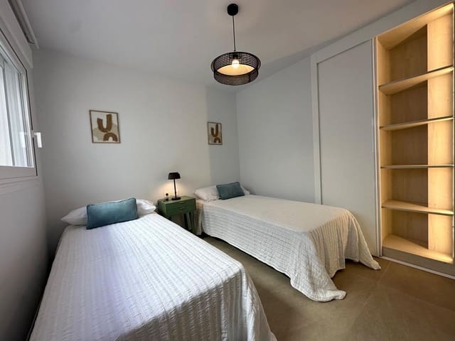 2 sovrum Strandlägenhet till salu i Playa de los Locos, Torrevieja med pool - 429 999 € (Ref: 8871673)