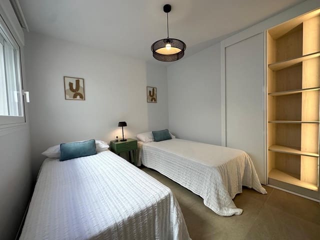 2 sovrum Strandlägenhet till salu i Playa de los Locos, Torrevieja med pool - 429 999 € (Ref: 8871673)