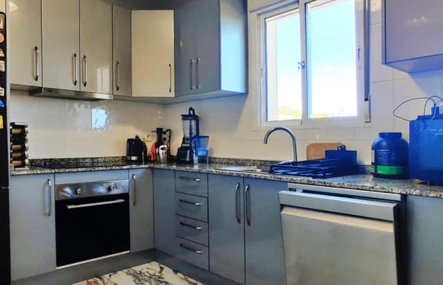 4 soverom Hus til salgs i San Miguel de Salinas med svømmebasseng - € 330 000 (Ref: 8871696)