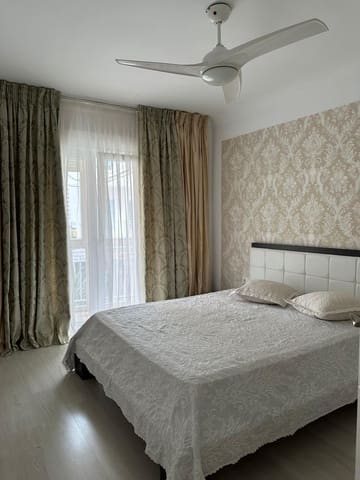 3 soveværelse Lejlighed til salg i Centro - Muelle Pesquero, Torrevieja - € 175.000 (Ref: 8871701)