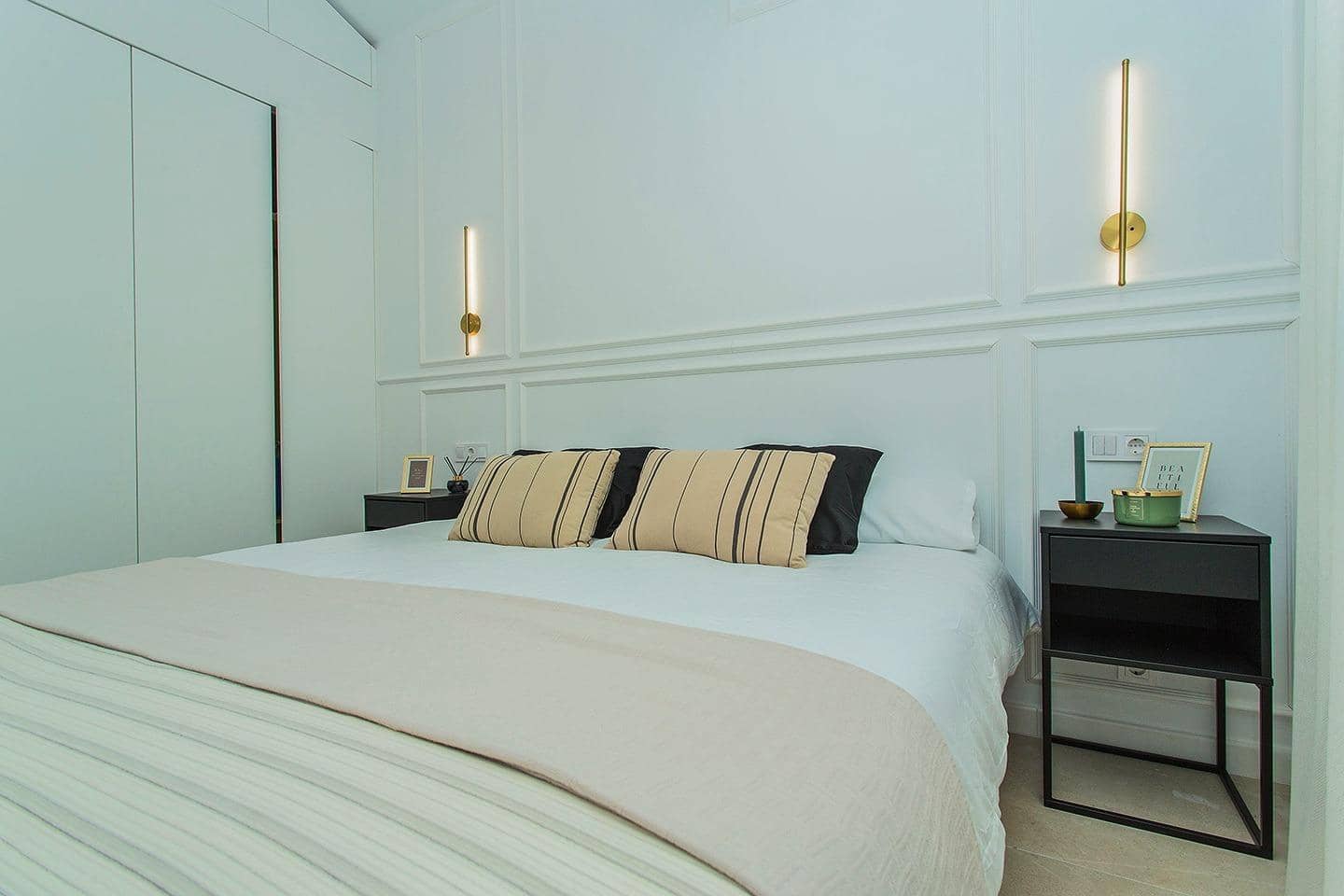 2 soveværelse Byhus til salg i Torrevieja med swimmingpool - € 499.000 (Ref: 8871705)