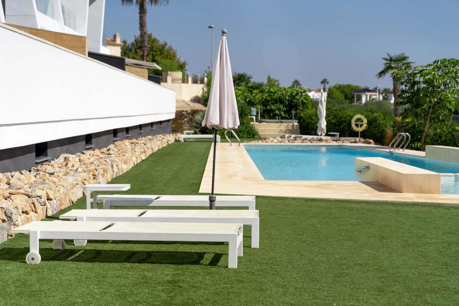 3 sypialnia Penthouse na sprzedaż w Orihuela Costa z basenem garażem - 498 000 € (Ref: 8871763)