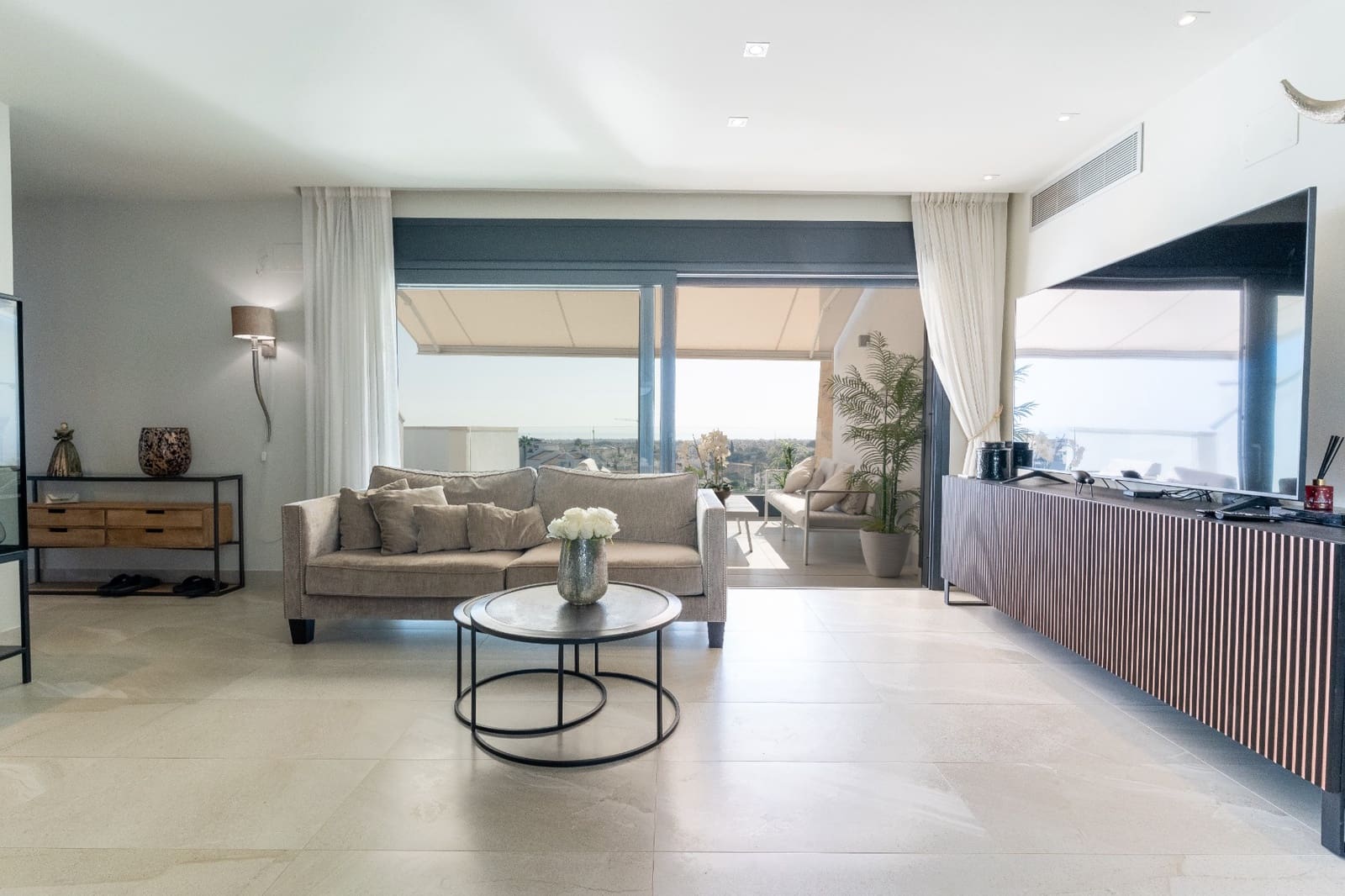 3 sypialnia Penthouse na sprzedaż w Orihuela Costa z basenem garażem - 498 000 € (Ref: 8871763)