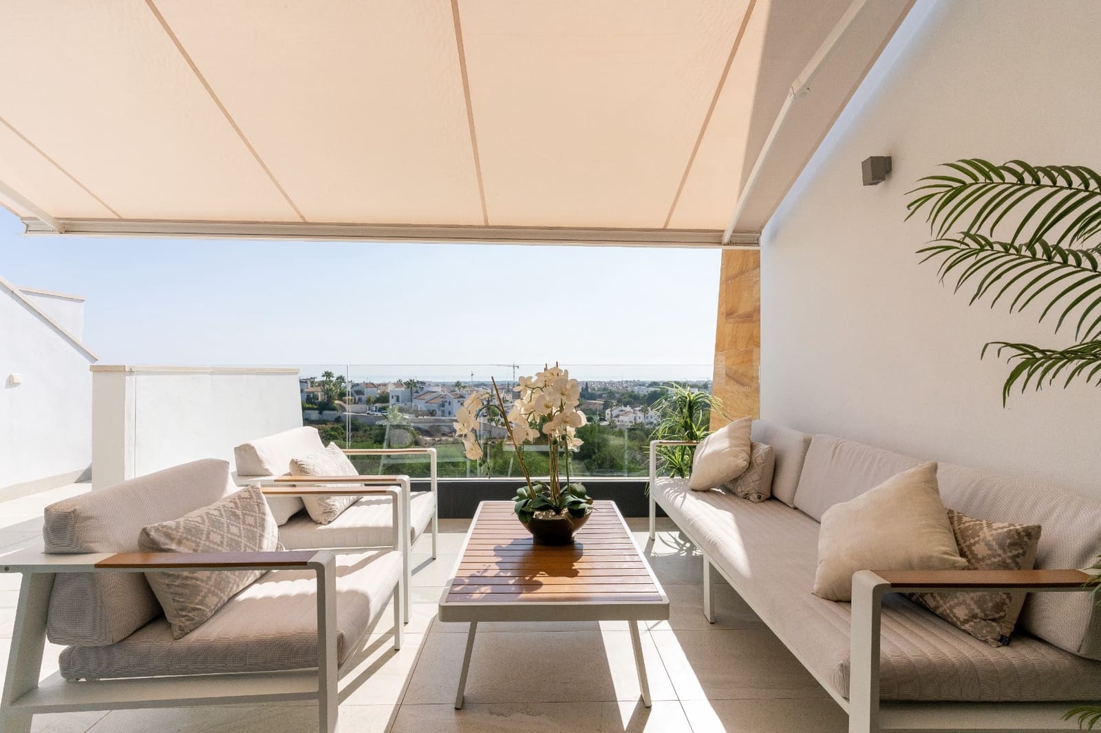 3 sypialnia Penthouse na sprzedaż w Orihuela Costa z basenem garażem - 498 000 € (Ref: 8871763)