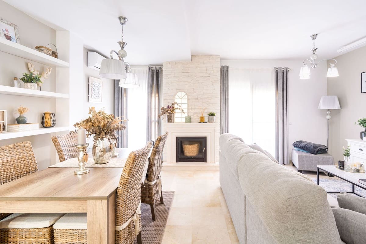 3 soveværelse Byhus til salg i Manilva - € 299.000 (Ref: 8871789)