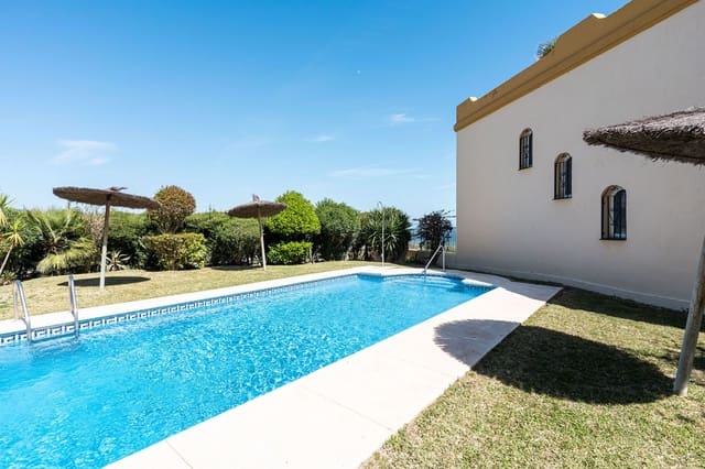 3 chambre Maison de Ville à vendre à Manilva Pueblo, Manilva - 299 000 € (Ref: 8871789)