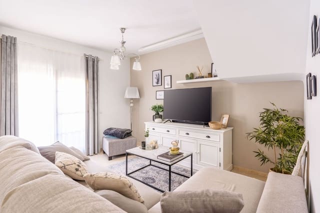 3 chambre Maison de Ville à vendre à Manilva Pueblo, Manilva - 299 000 € (Ref: 8871789)