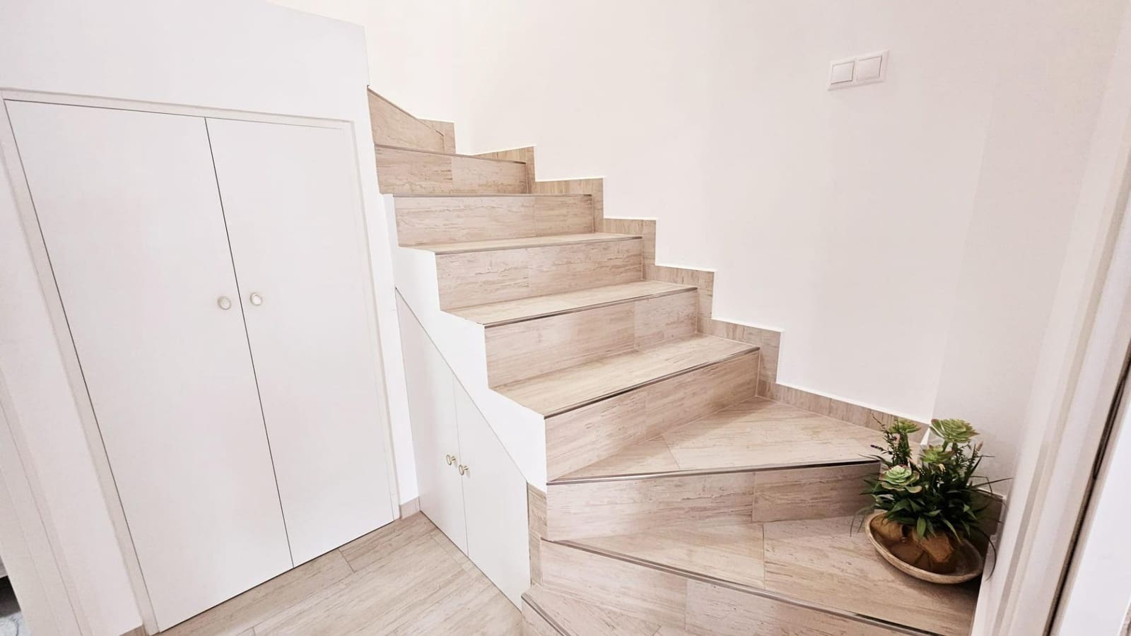 2 makuuhuone Huoneisto myytävänä paikassa Torrevieja - 209 000 € (Ref: 8871790)