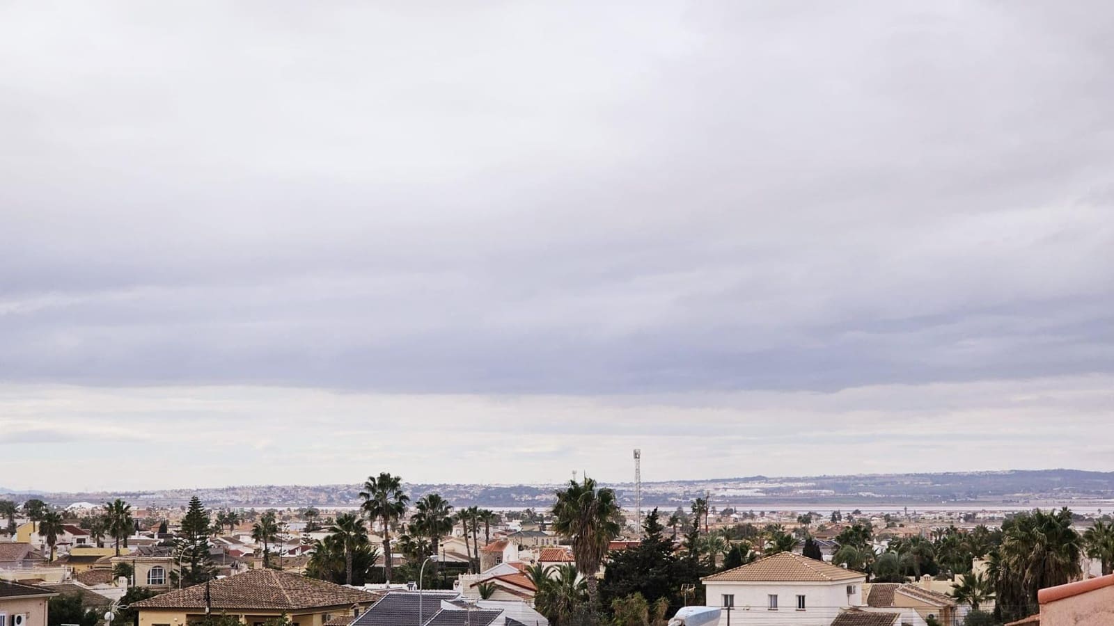 2 makuuhuone Huoneisto myytävänä paikassa Torrevieja - 209 000 € (Ref: 8871790)