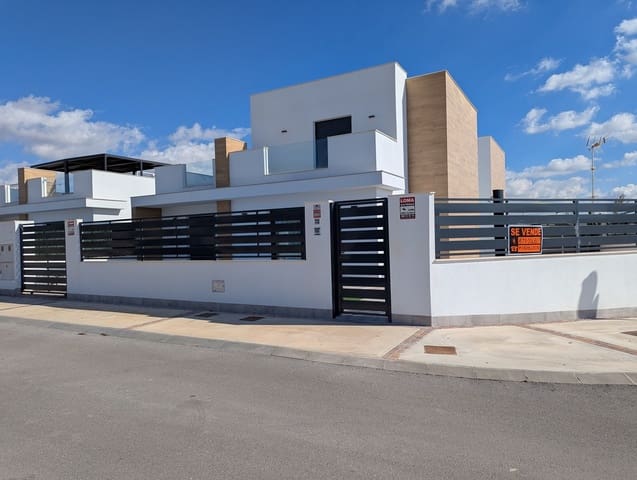 3 slaapkamer Villa te koop in Roldan, Torre-Pacheco met zwembad - € 409.000 (Ref: 8871809)