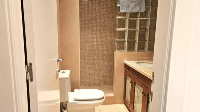 2 sovrum Lägenhet till salu i Centro - Muelle Pesquero, Torrevieja - 267 000 € (Ref: 8871836)