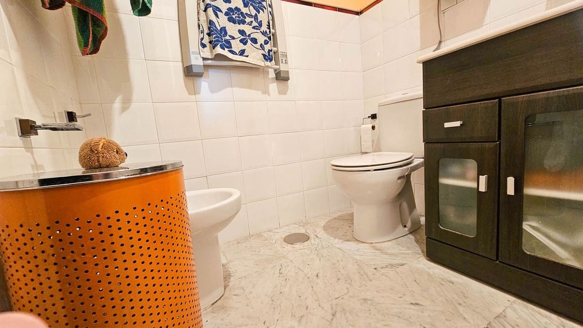 Apartamento de 2 habitaciones en San Luis de Sabinillas en venta - 263.500 € (Ref: 8871855)
