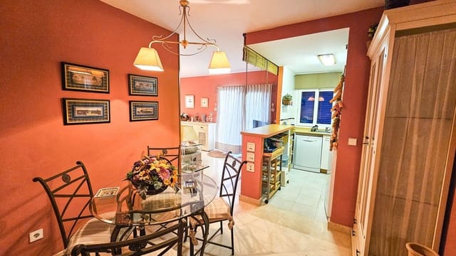2 bedroom Apartment for sale in San Luis de Sabinillas, Manilva - € 263,500 (Ref: 8871855)