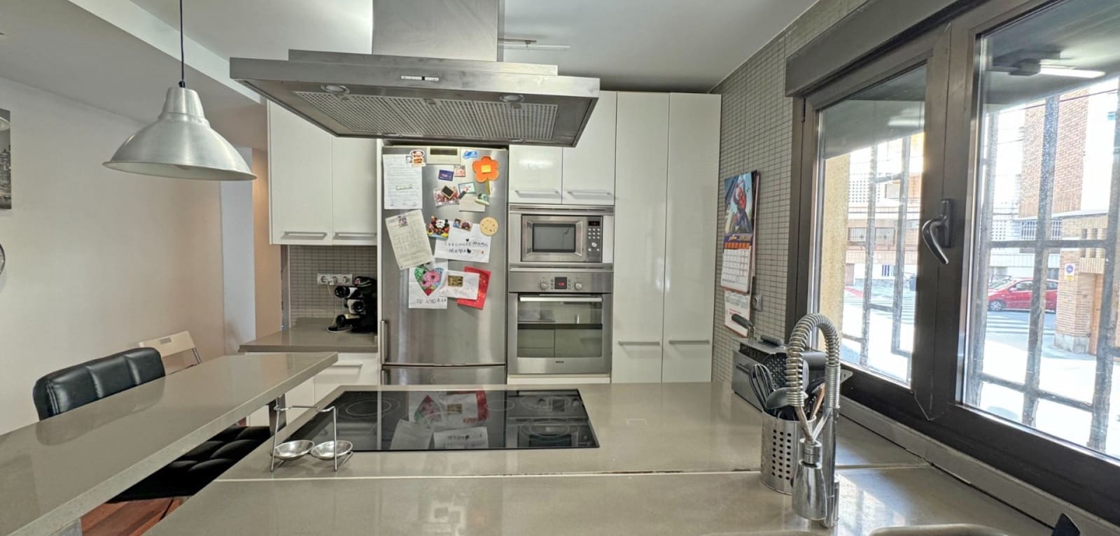 4 bedroom Apartment for sale in Torrevieja - € 489,000 (Ref: 8871918)