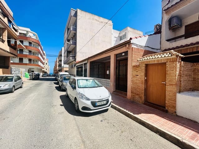 3 soverom Villa til salgs i Playa de los Locos, Torrevieja - € 164 000 (Ref: 8871923)