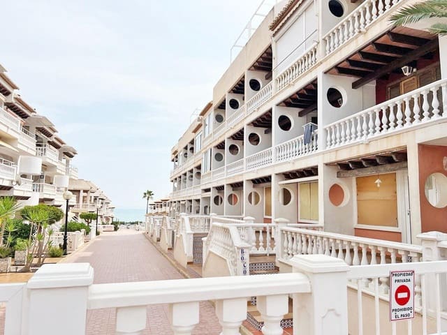 2 bedroom Apartment for sale in Zona Pueblo, Guardamar del Segura - € 169,900 (Ref: 8871930)