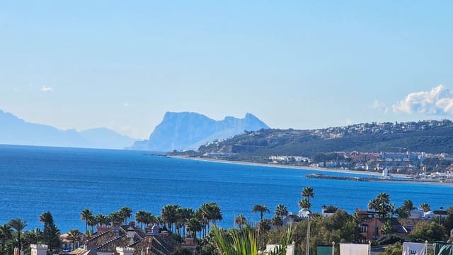 2 makuuhuone Huoneisto myytävänä paikassa Bahia de Casares, Casares - 365 000 € (Ref: 8871948)