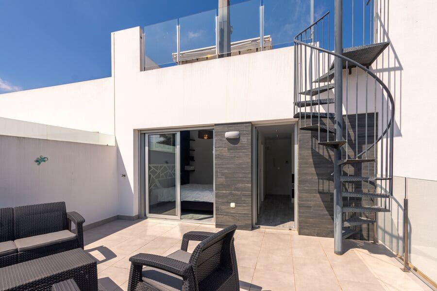 3 soveværelse Villa til salg i Daya Vieja - € 399.000 (Ref: 8871950)