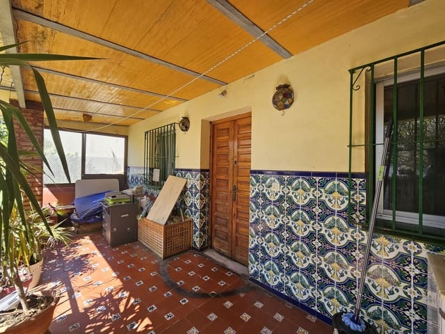 5 bedroom Townhouse for sale in Centro, Estepona with pool garage - € 395,000 (Ref: 8872020)