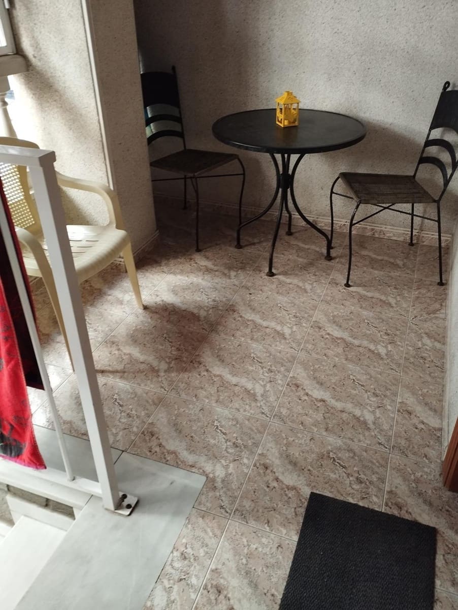 3 bedroom Apartment for sale in Torrevieja - € 156,000 (Ref: 8872041)