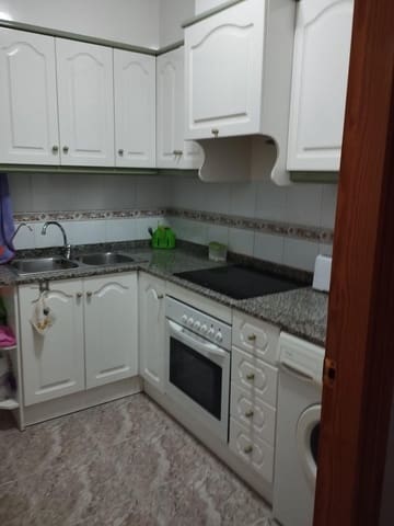 Apartamento de 3 habitaciones en Las Piscinas Naturales, Torrevieja en venta - 156.000 € (Ref: 8872041)