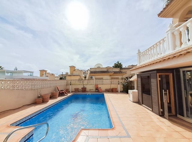 5 Zimmer Villa zu verkaufen in Filipinas mit Pool - 355.000 € (Ref: 8872042)