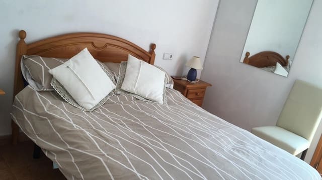 4 bedroom Townhouse for sale in Centro, Los Alcázares with garage - € 170,000 (Ref: 8872046)