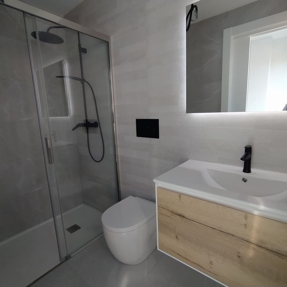 2 soveværelse Lejlighed til salg i Torrevieja med swimmingpool - € 300.000 (Ref: 8872061)