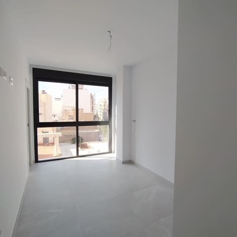 2 sovrum Strandlägenhet till salu i Torrevieja med pool - 265 000 € (Ref: 8872061)