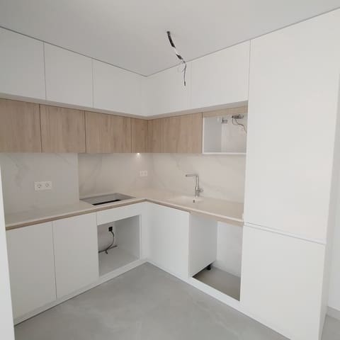 2 sovrum Strandlägenhet till salu i Torrevieja med pool - 265 000 € (Ref: 8872061)