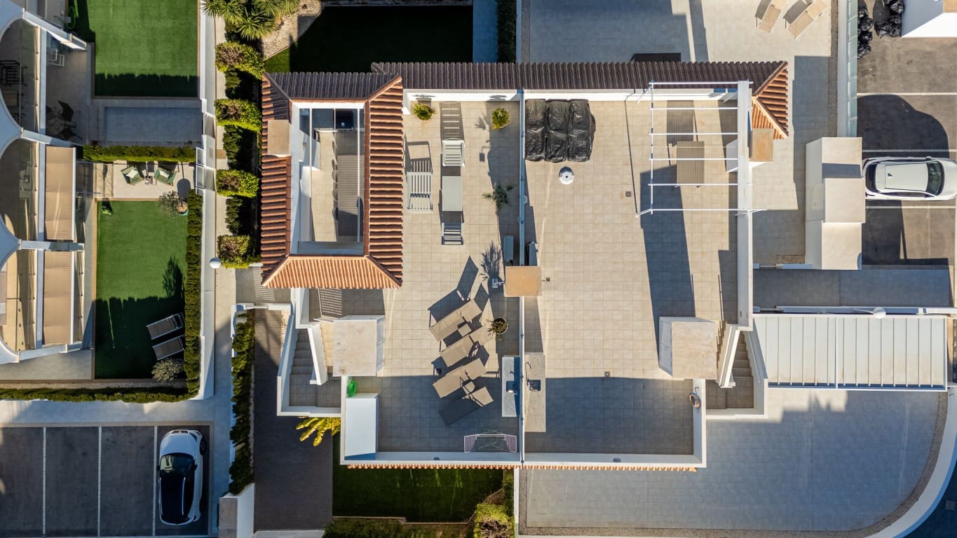 2 bedroom Penthouse for sale in Ciudad Quesada with pool - € 299,900 (Ref: 8872092)