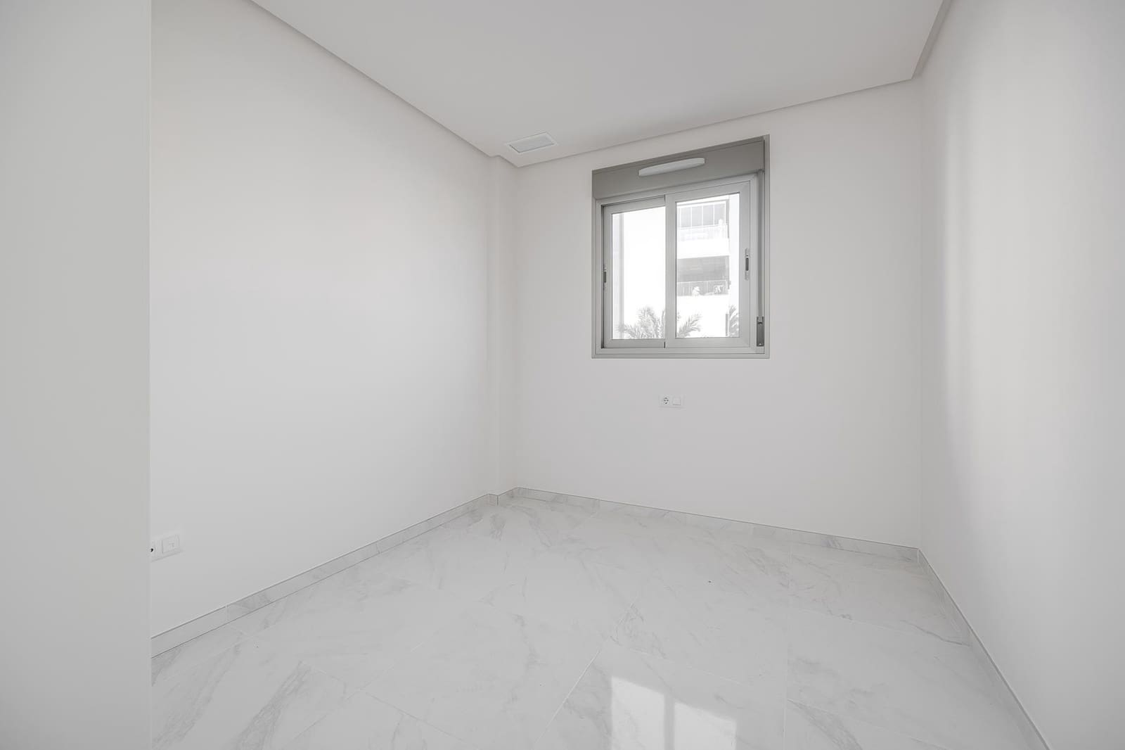 2 Zimmer Apartment zu verkaufen in Orihuela Costa mit Pool Garage - 275.000 € (Ref: 8872111)