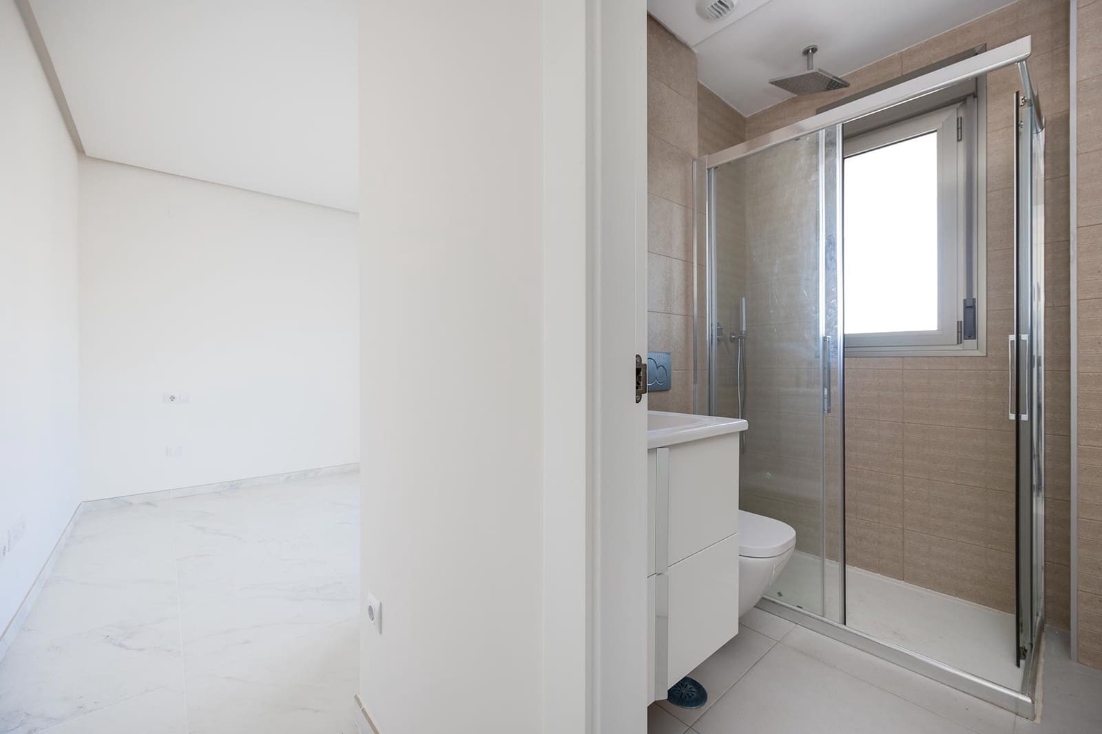 2 Zimmer Apartment zu verkaufen in Orihuela Costa mit Pool Garage - 275.000 € (Ref: 8872111)