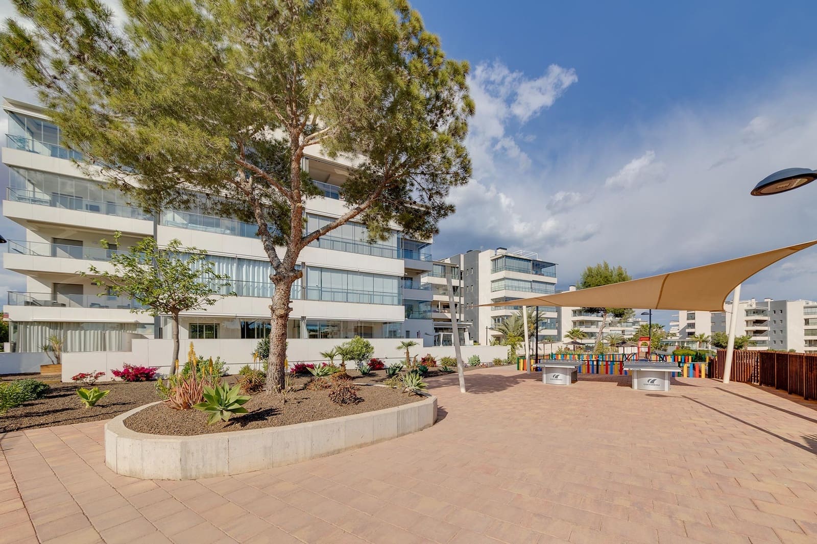 2 Zimmer Apartment zu verkaufen in Orihuela Costa mit Pool Garage - 275.000 € (Ref: 8872111)