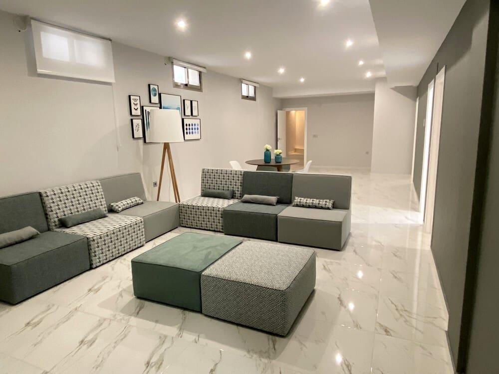 5 soveværelse Villa til salg i Orihuela Costa med swimmingpool garage - € 499.000 (Ref: 8872117)