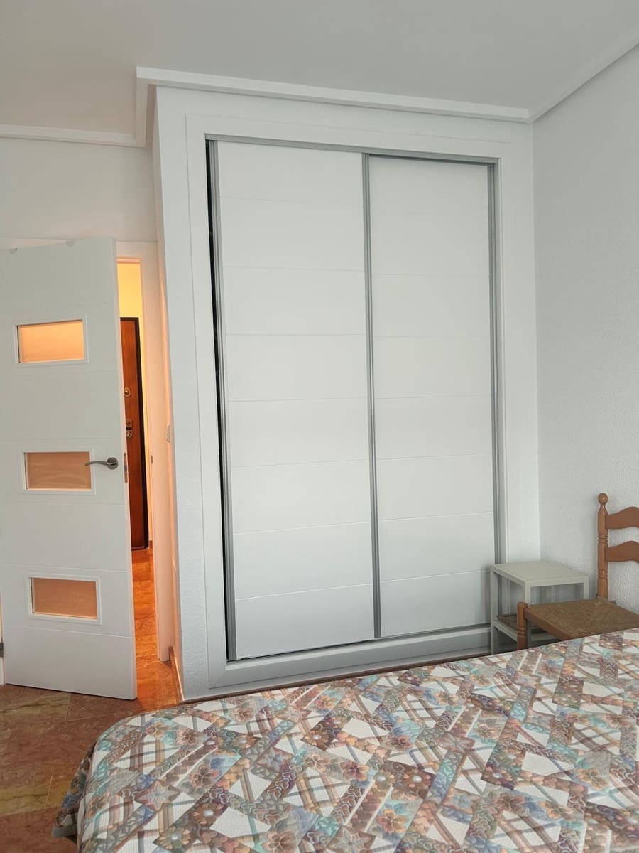 2 soveværelse Penthouse til salg i Torrevieja med swimmingpool - € 350.000 (Ref: 8872138)