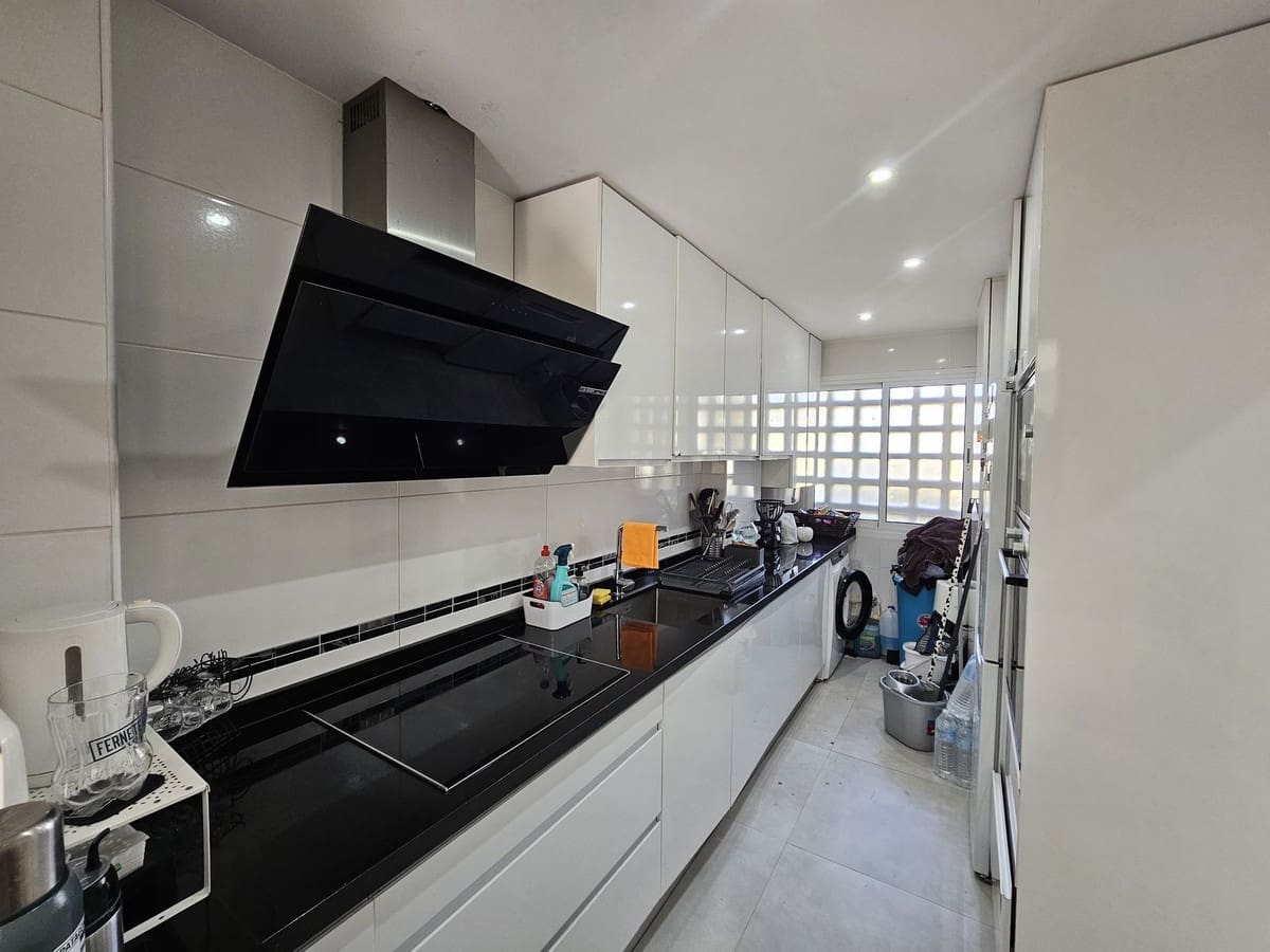 3 Zimmer Haus zu verkaufen in Estepona mit Pool Garage - 355.000 € (Ref: 8872142)