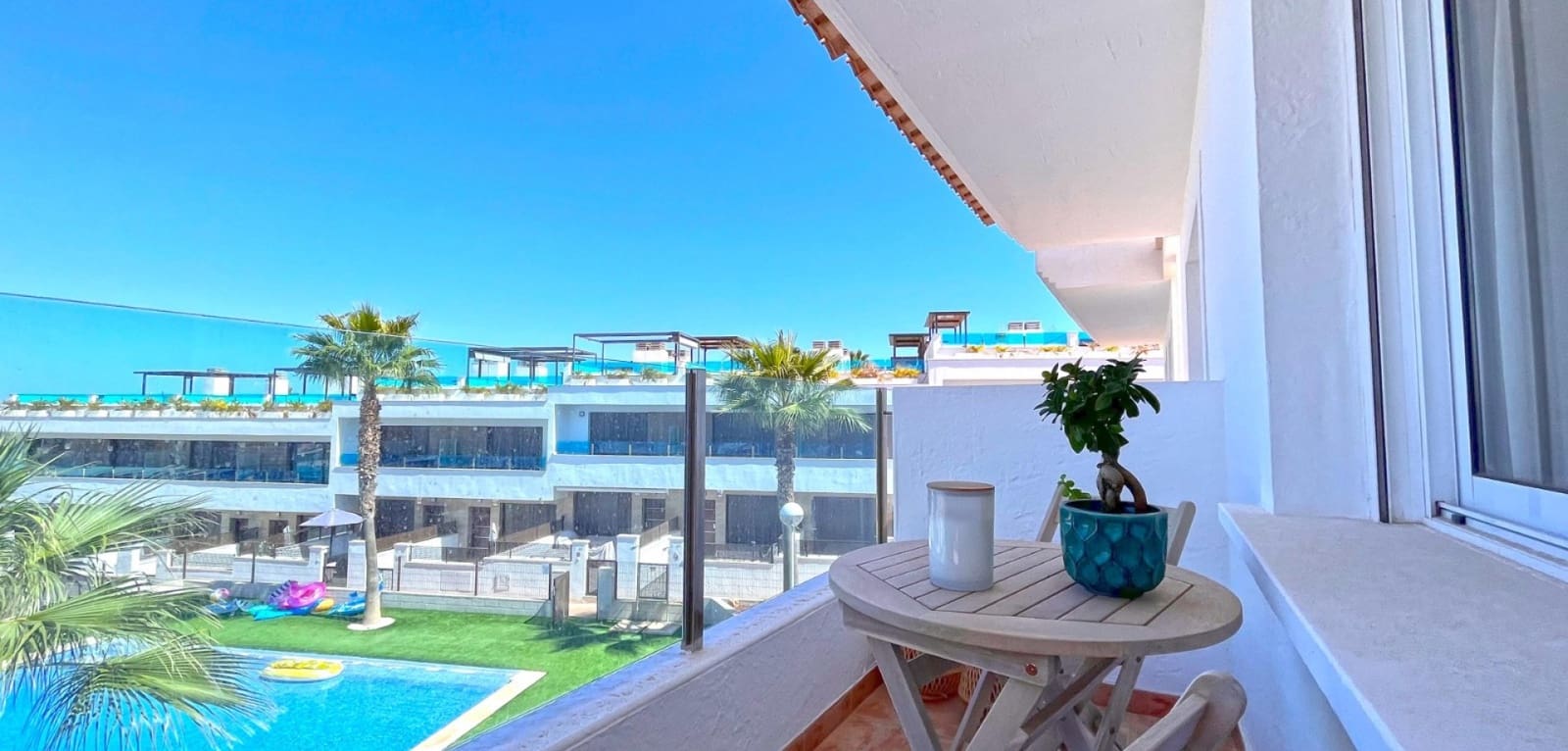 3 soverom Hus til salgs i Torrevieja med svømmebasseng - € 299 000 (Ref: 8872148)