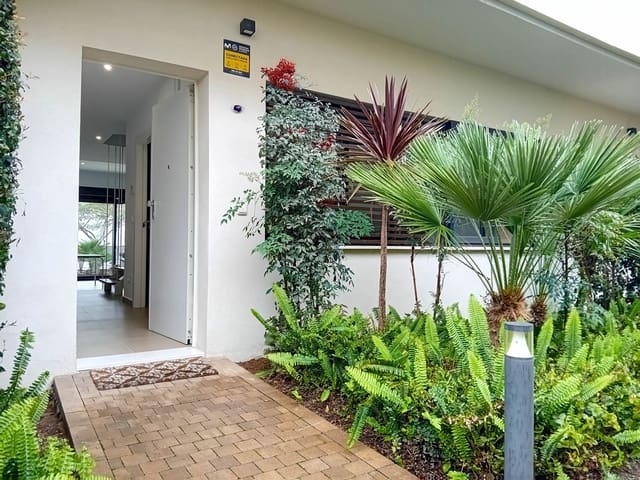 3 soverom Hus til salgs i Manilva Pueblo, Manilva med garasje - € 388 500 (Ref: 8872149)