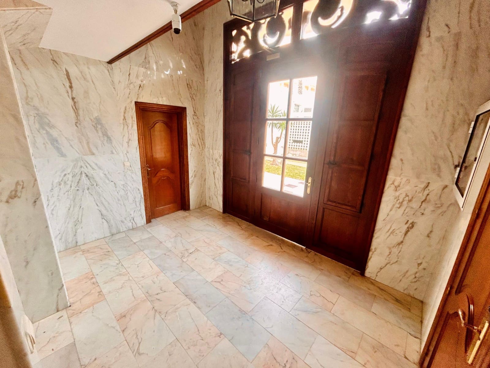 3 soveværelse Lejlighed til salg i Guardamar del Segura - € 239.000 (Ref: 8872171)