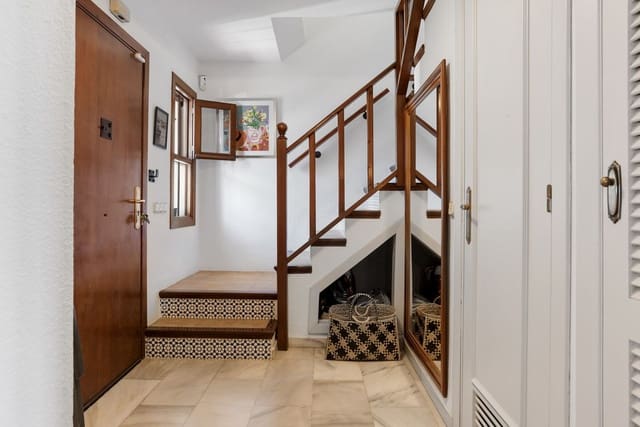 Casa de 3 habitaciones en Cancelada, Estepona en venta con piscina - 495.000 € (Ref: 8872176)