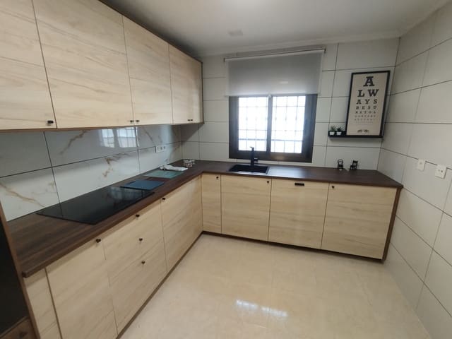 3 soverom Hus til salgs i San Miguel de Salinas med garasje - € 229 000 (Ref: 8872238)