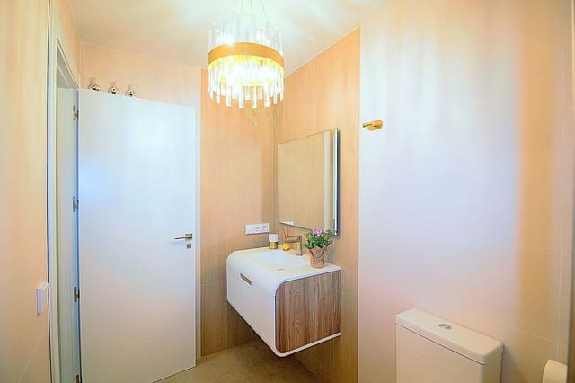 3 quarto Apartamento para venda em Santa Pola com piscina garagem - 572 250 € (Ref: 8872285)